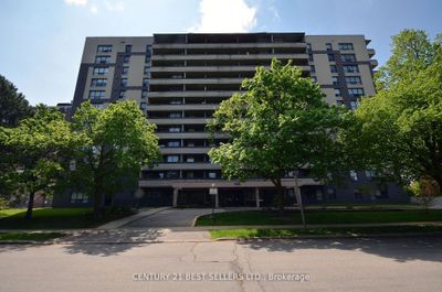 302 - 100 Canyon Ave, Condo with 2 bedrooms, 2 bathrooms and 2 parking in North York ON | Image 1