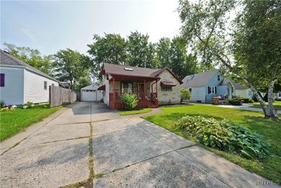 149 S Huxley Drive, House other with 2 bedrooms, 2 bathrooms and null parking in Cheektowaga NY | Image 2