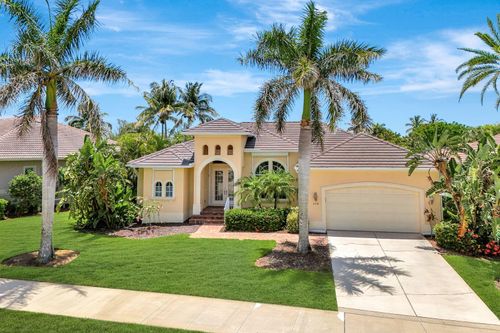 628 Hernando Dr, MARCO ISLAND, FL, 34145-2414 | Card Image