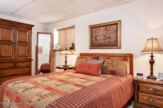 368 Meadow Ln, House other with 4 bedrooms, 3 bathrooms and null parking in Glenwood Springs CO | Image 25