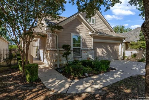 331 Mirror Lk, San Antonio, TX, 78260-4334 | Card Image