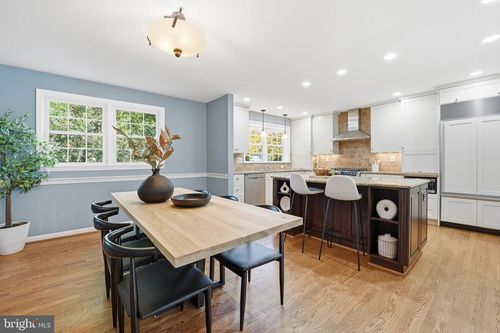 2804 Lafora Ct, VIENNA, VA, 22180-7078 | Card Image