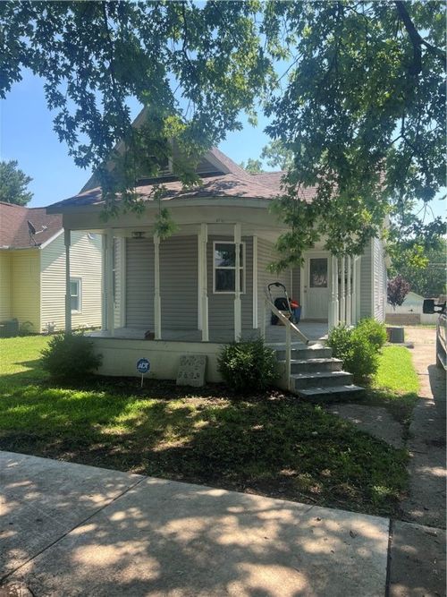 1005 Edgar Ave, Mattoon, IL, 61938-5321 | Card Image