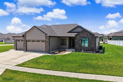 2744 Wet Stone Dr, Salina, KS, 67401-2450 | Card Image