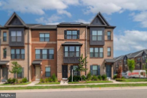 2802 Dart Dr, ALEXANDRIA, VA, 22306-2358 | Card Image