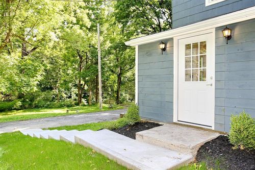 350 Old Post Rd, Marlboro, NY, 12542-6548 | Card Image