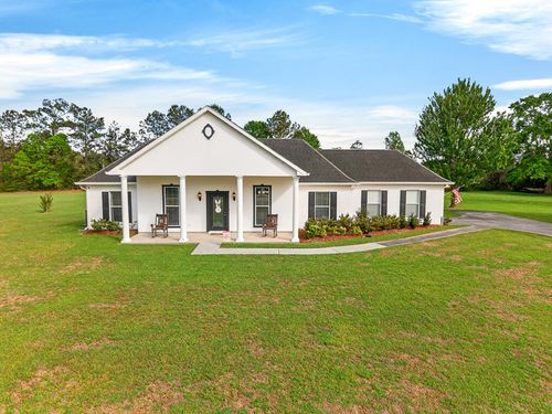 13 S Apple South Dr, Carriere, MS, 39426-8935 | Card Image