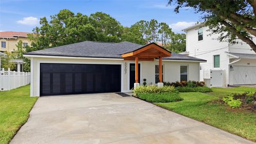 5207 W Cleveland St, TAMPA, FL, 33609-3519 | Card Image