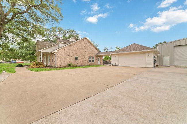 A driveway large enough to turn a full-size truck - seriously. | Image 6