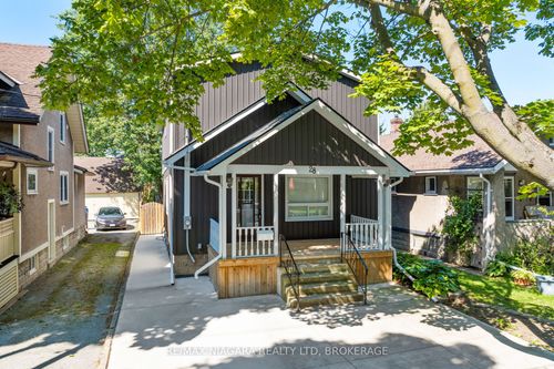 28 Fielden Ave, Port Colborne, ON, L3K4S9 | Card Image
