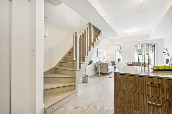 123 - 10 Echo Pt, Condo with 4 bedrooms, 2 bathrooms and 1 parking in Toronto ON | Image 22