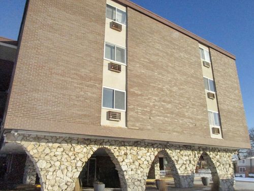 417-1301 S Finley Rd, Lombard, IL, 60148-4378 | Card Image
