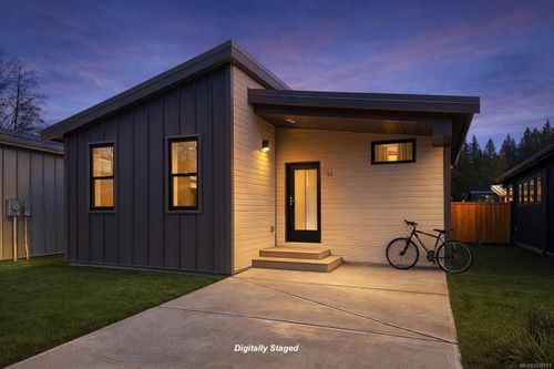 16-3025 Royston Rd, Cumberland, BC, V0R1S0 | Card Image