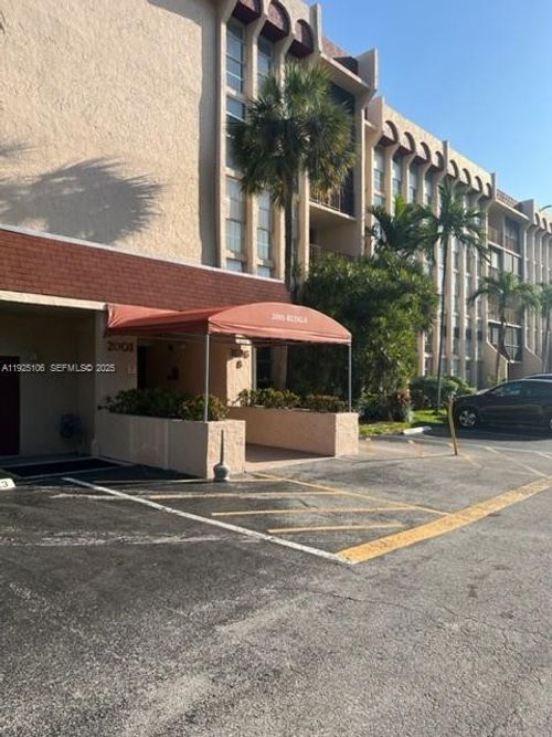 105-2001 Atlantic Shores Blvd, Hallandale Beach, FL, 33009-2890 | Card Image