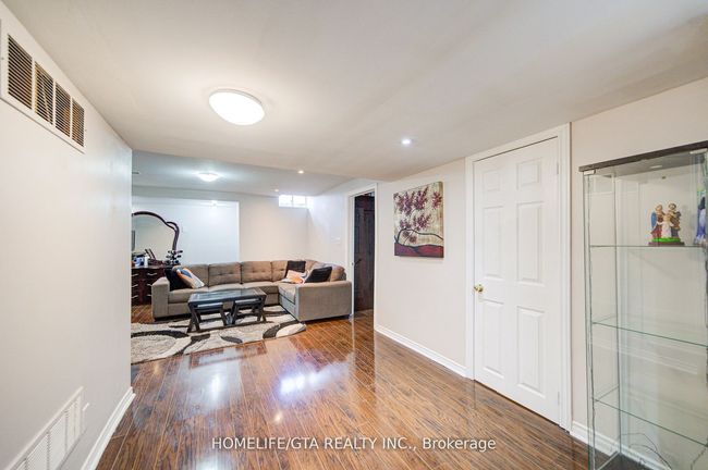 107 Geddington Cres, House other with 5 bedrooms, 5 bathrooms and 2 parking in Markham ON | Image 43