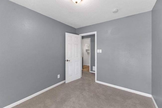 Bedroom. | Image 25
