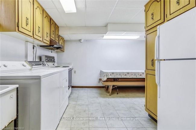 22 Ghent St, House other with 5 bedrooms, 2 bathrooms and 4 parking in Saint Catharines ON | Image 25