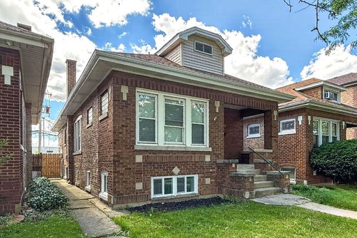 2426 N Neva Ave, Chicago, IL, 60707-2007 | Card Image