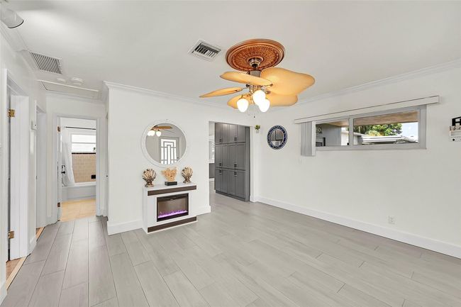 230 Nw 52 Nd Ct, House other with 2 bedrooms, 1 bathrooms and null parking in Fort Lauderdale FL | Image 9