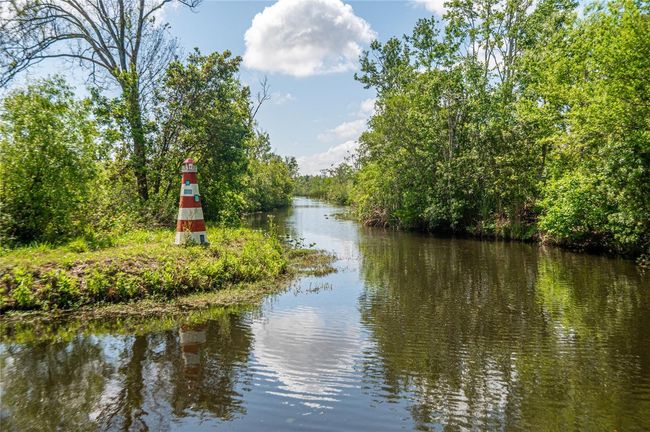 Canal leading to Lake Harris at Fox Run | Image 39