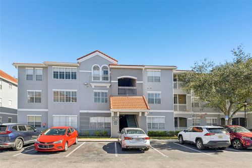 1213-18001 Richmond Place Dr, TAMPA, FL, 33647-1750 | Card Image