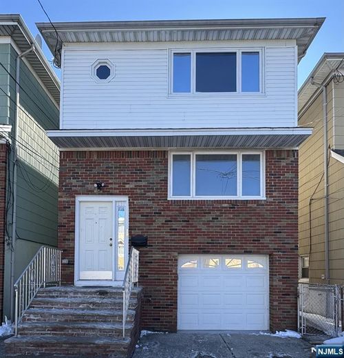 119 Bergen St, Harrison, NJ, 07029-2109 | Card Image