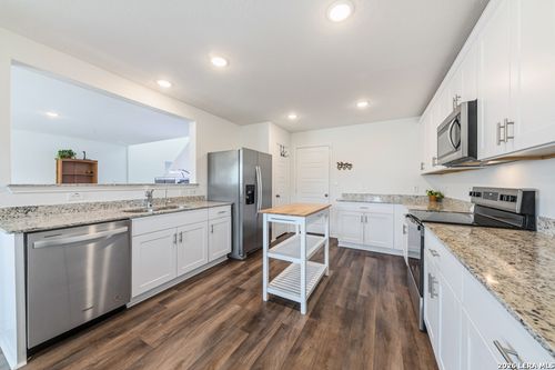 10434 Cypress Spgs, San Antonio, TX, 78252-4624 | Card Image