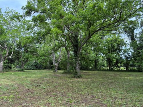 137 Fm 359 Rd, Richmond, TX, 77406-2401 | Card Image