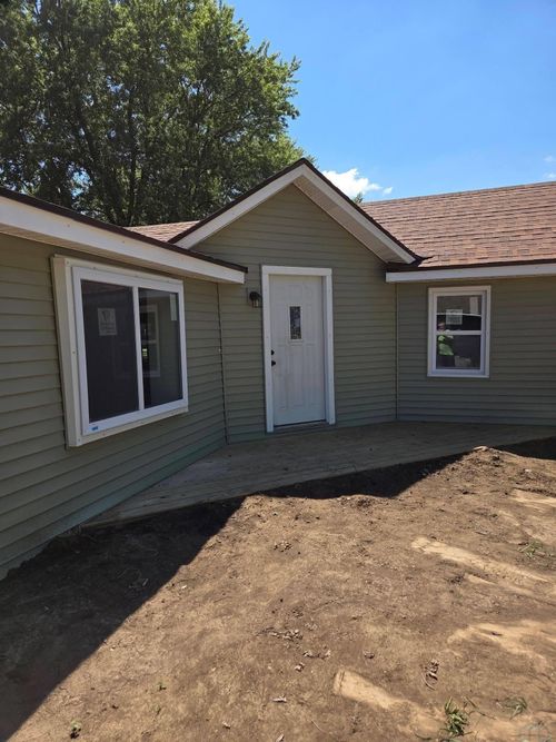 615 13th St, Correctionville, IA, 51016-1052 | Card Image