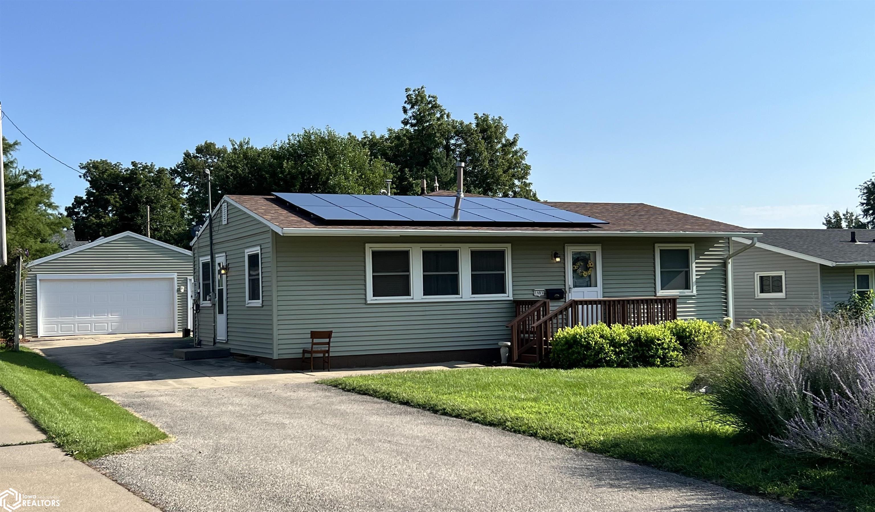 Boone St, Marshalltown, IA 50158