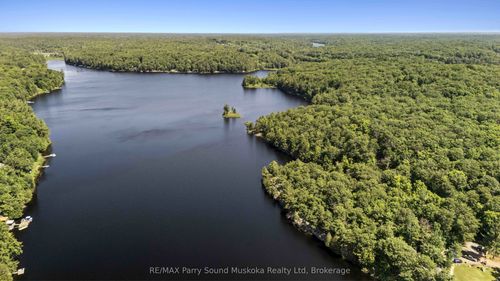 34A Bell Lake Rd, Mcdougall, ON, P2A2W9 | Card Image