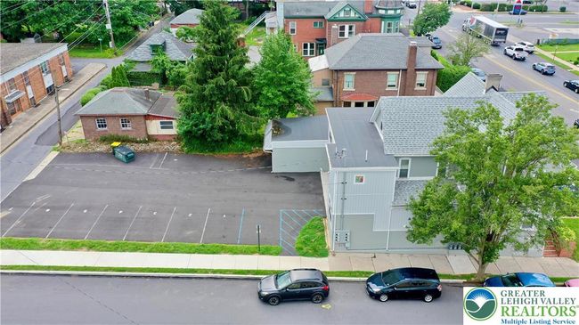 801 W Broad St, Home with 4 bedrooms, 5 bathrooms and 8 parking in BETHLEHEM PA | Image 10