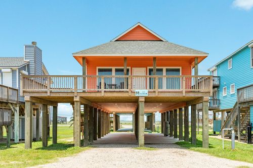 4820 Bluewater Dr, Surfside Beach, TX, 77541-1000 | Card Image