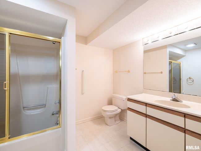7619 N Melissa Ln, Condo with 3 bedrooms, 3 bathrooms and null parking in Peoria IL | Image 26