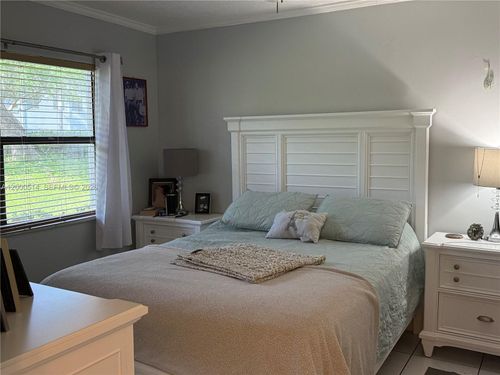 101-9716 Hammocks Blvd, Miami, FL, 33196 | Card Image