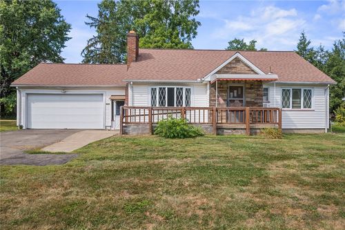 1704 Shady Dr, Farrell, PA, 16121-1341 | Card Image