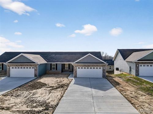 117 Grindstone Ct, Moscow Mills, MO, 63362-4403 | Card Image
