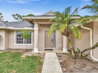 1581 Sw Delos Ave, House other with 3 bedrooms, 2 bathrooms and null parking in Port St Lucie FL | Image 2