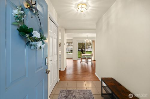 808-2051 S 368th Pl, Federal Way, WA, 98003-7746 | Card Image