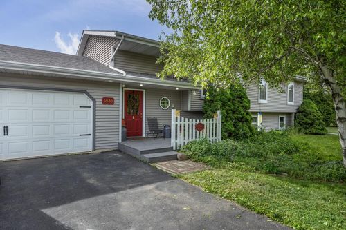 5909 N Violet View Drive, Harmony, WI, 53563 | Card Image