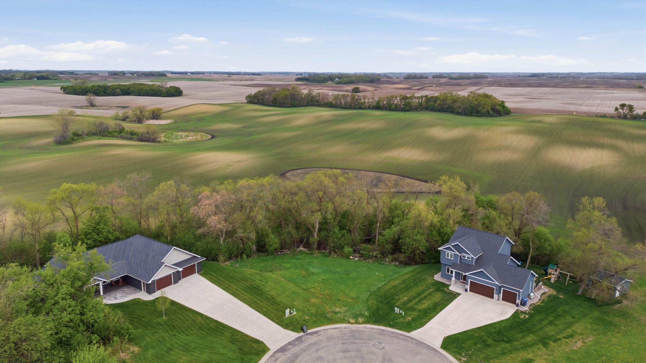 Land in Hawley