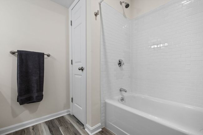 APT-20 - 7 Conant Rd, Condo with 2 bedrooms, 2 bathrooms and 1 parking in Winchester MA | Image 22