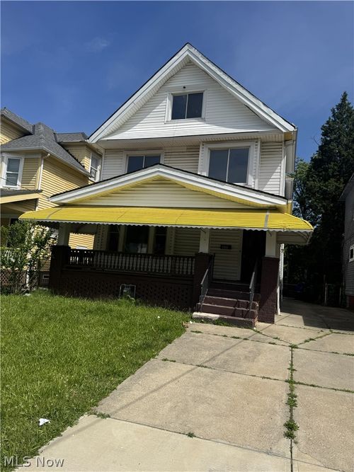 9409 Empire Ave, Cleveland, OH, 44108-2815 | Card Image