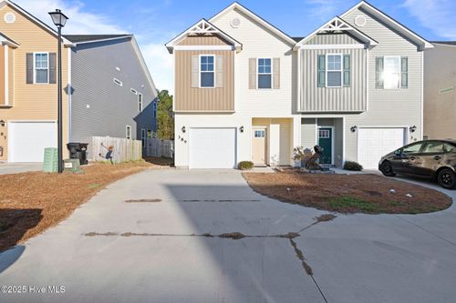 389 Frisco Way, Holly Ridge, NC, 28445-4203 | Card Image