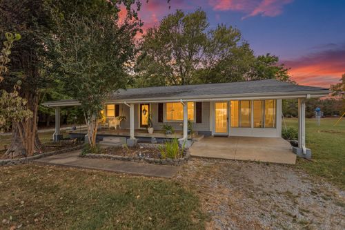 135 Mullins Chapel Rd, Shelbyville, TN, 37160-7228 | Card Image