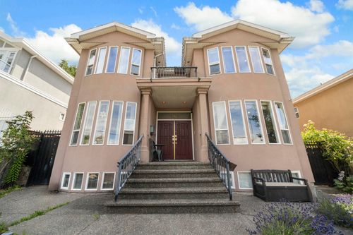 7962 Victoria Dr, Vancouver, BC, V5P4A5 | Card Image