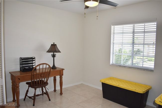 Guest Bedroom with Partial View of the Lake | Image 11