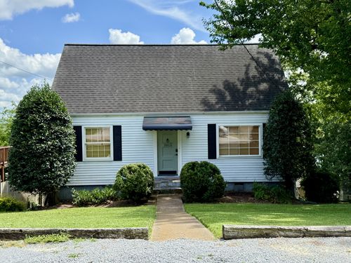 3815 Lookout Dr, Nashville, TN, 37209-4817 | Card Image
