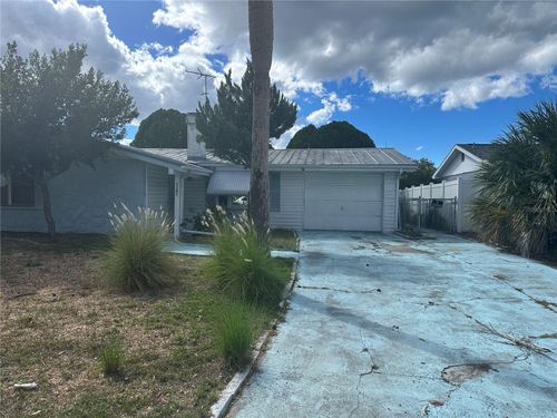 9741 Scenic Dr, PORT RICHEY, FL, 34668-3637 | Card Image