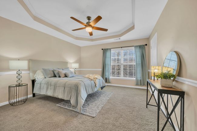 PRISTINE HOME Inside + Out!!! | Image 30